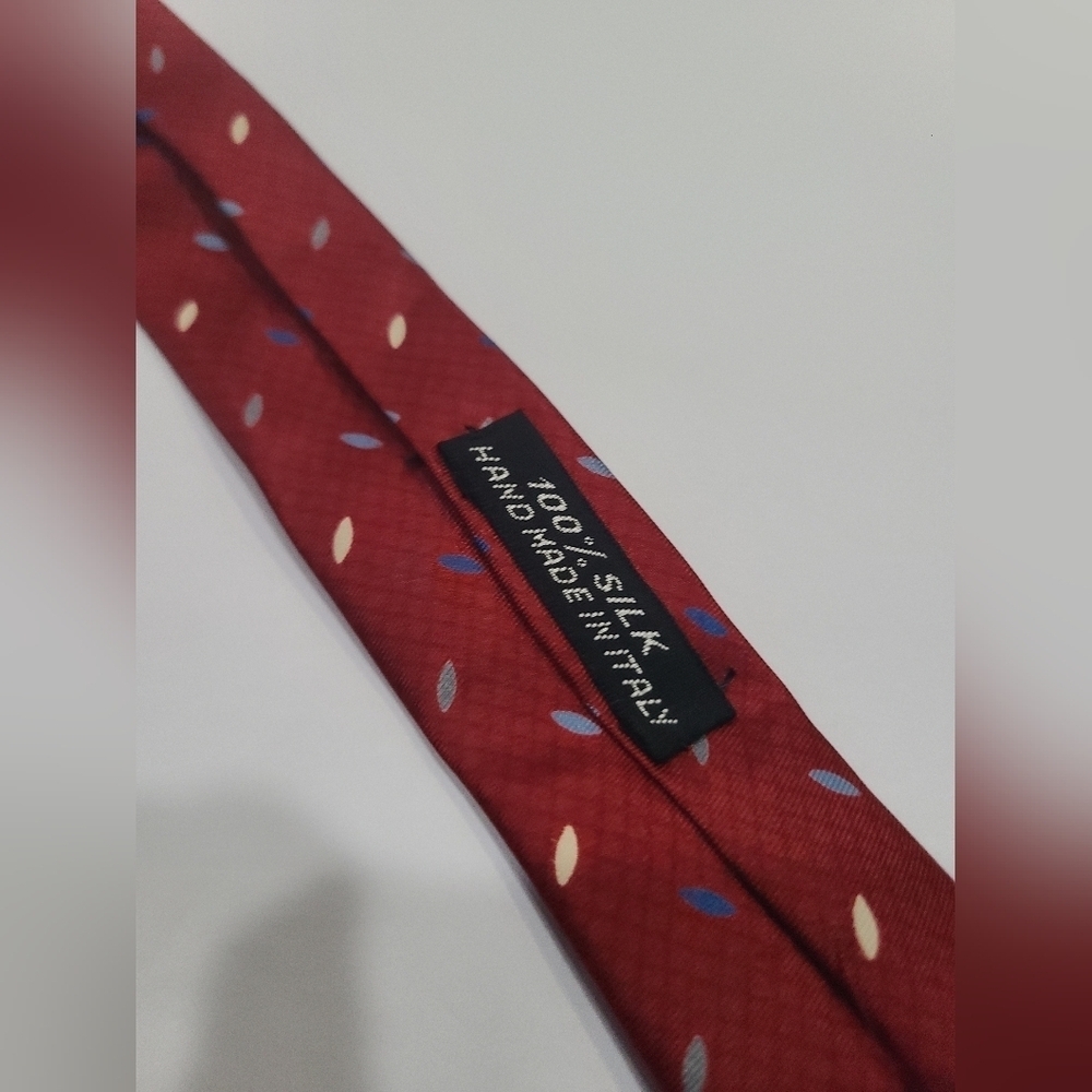 Towncraft Elegant Red Patterned Men's Tie - Picture 4 of 6